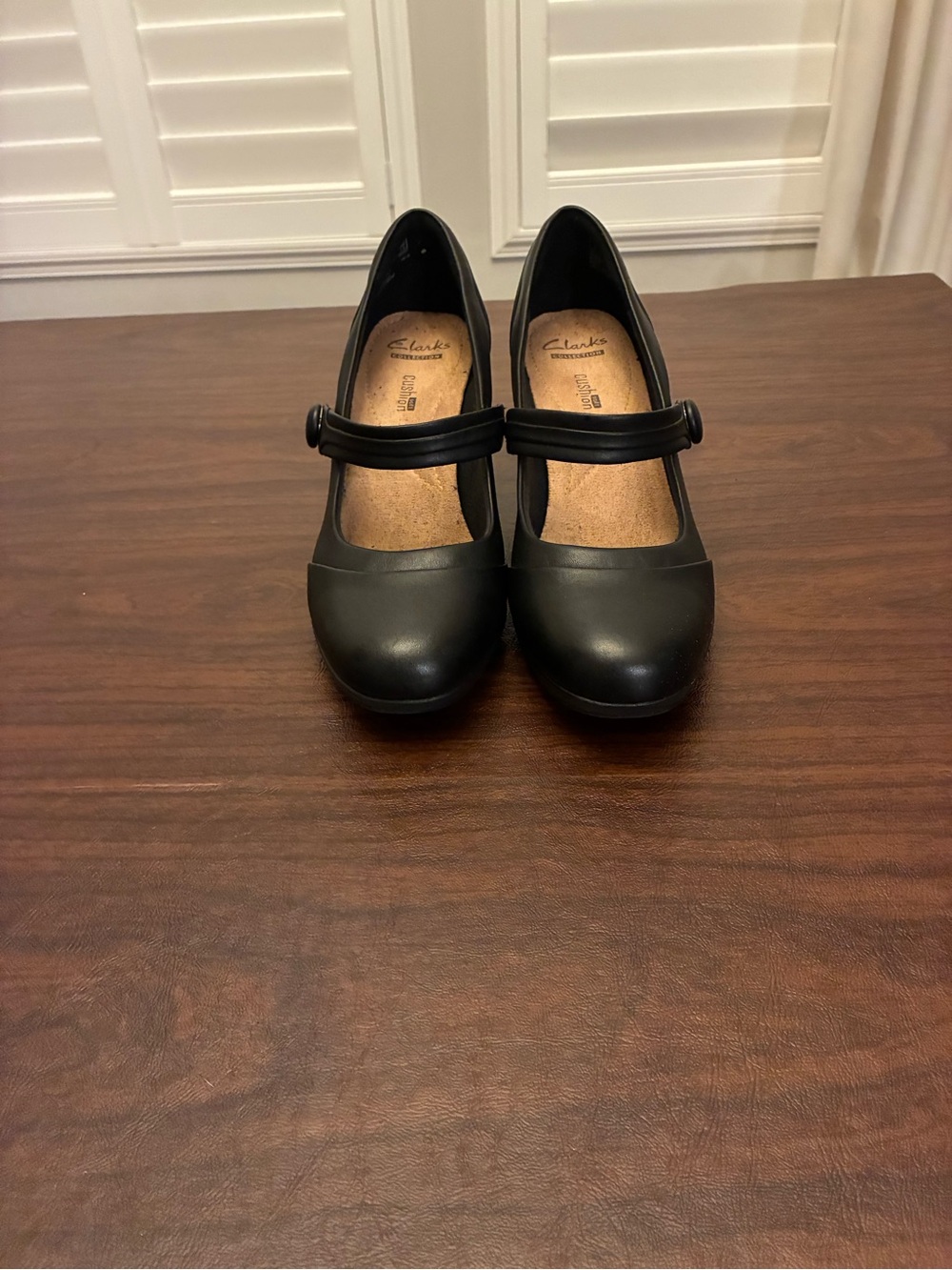 Clarks Black Mary Jane Heels with Strap size 8.5
